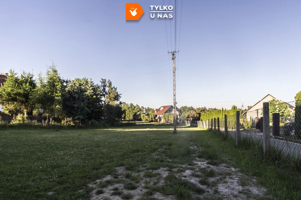 Inwestycyjna działka 10 ar w Morawicy
